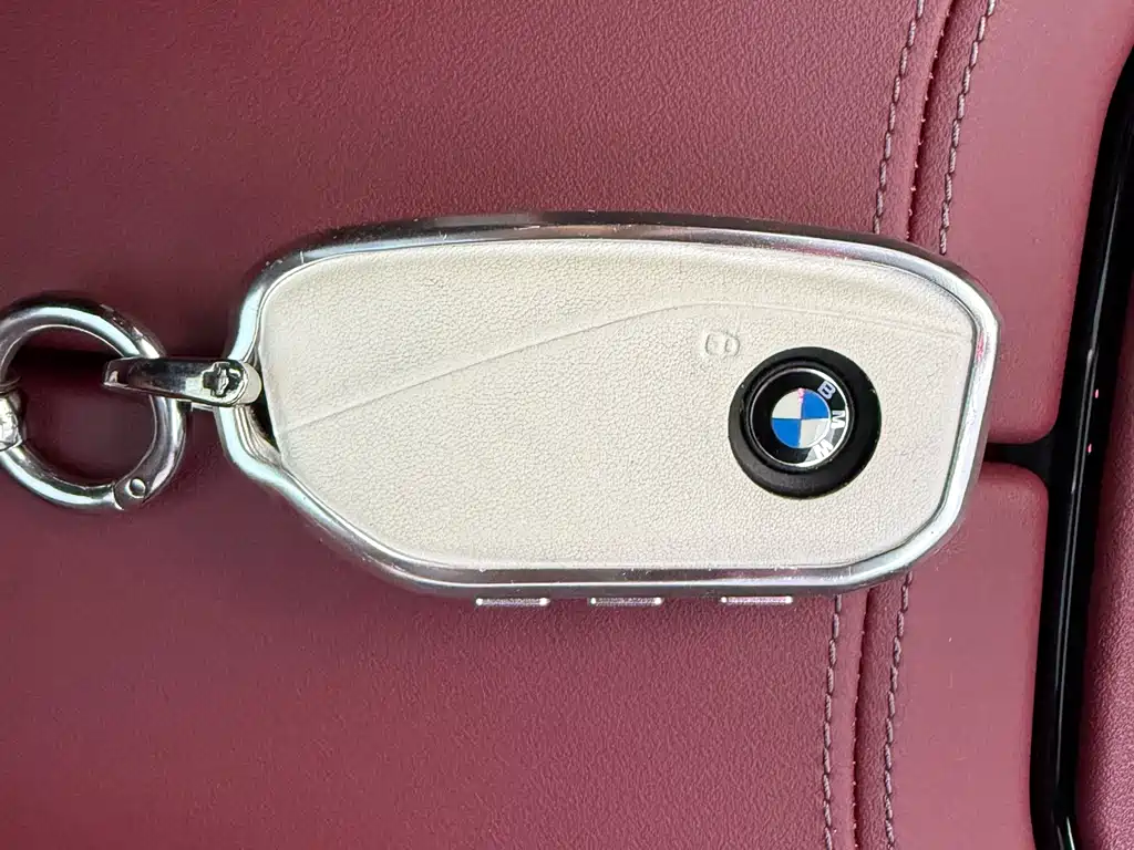 BMW 5 Series — миниатюра 21