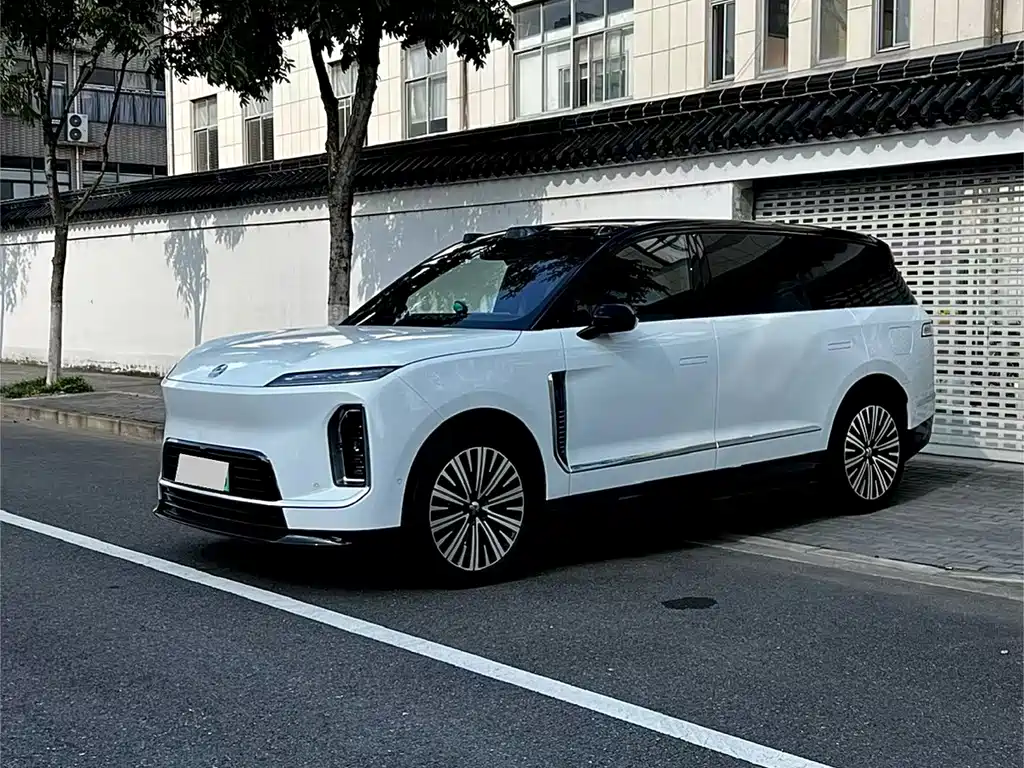 NIO ES9