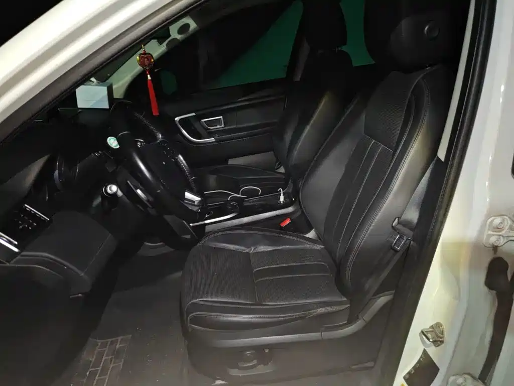 Land Rover Discovery Sport — миниатюра 11
