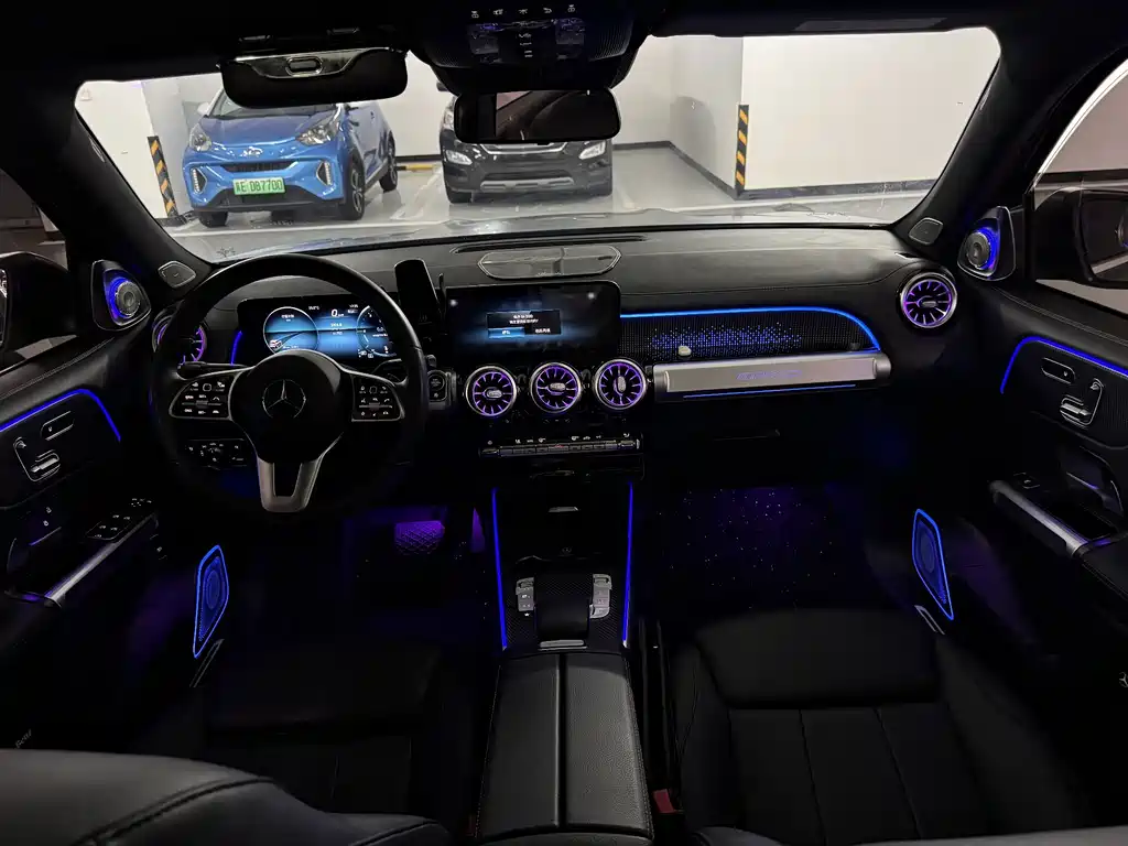 Mercedes-Benz GLB — миниатюра 6