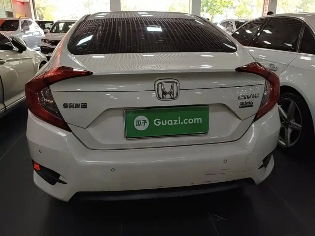 Honda Civic — миниатюра 6