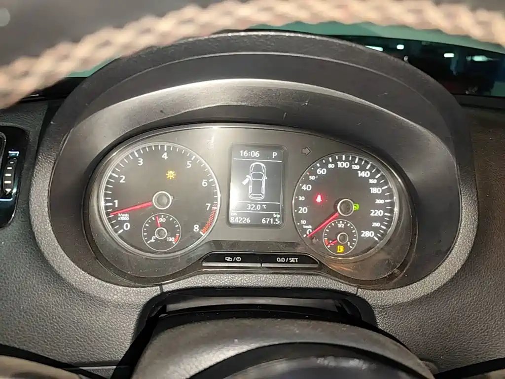 Volkswagen Polo — миниатюра 12