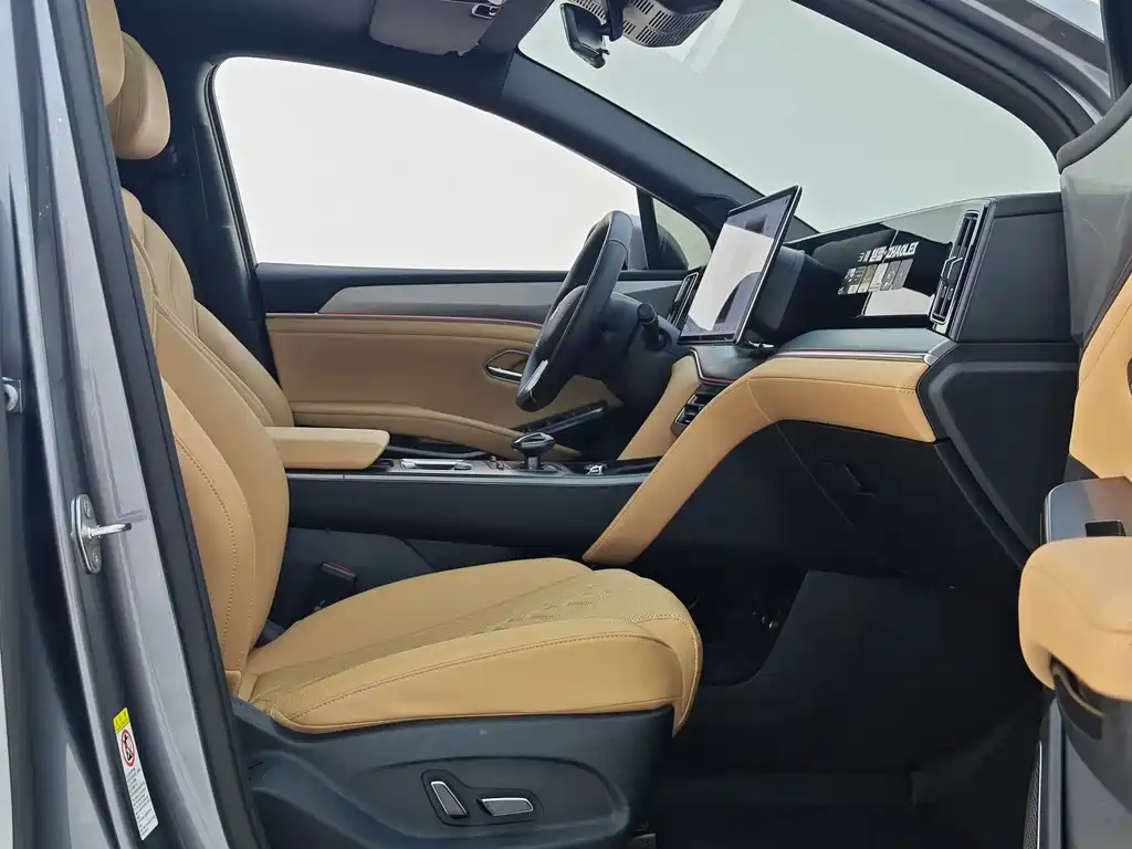 BYD L DM-i — миниатюра 10