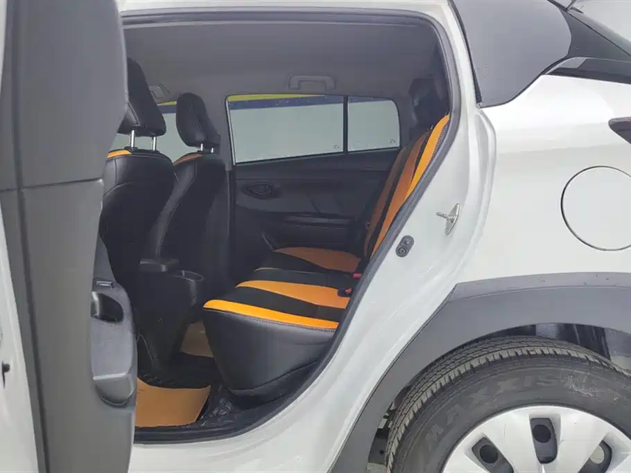 TOYOTA YARIS L ZHIXUAN