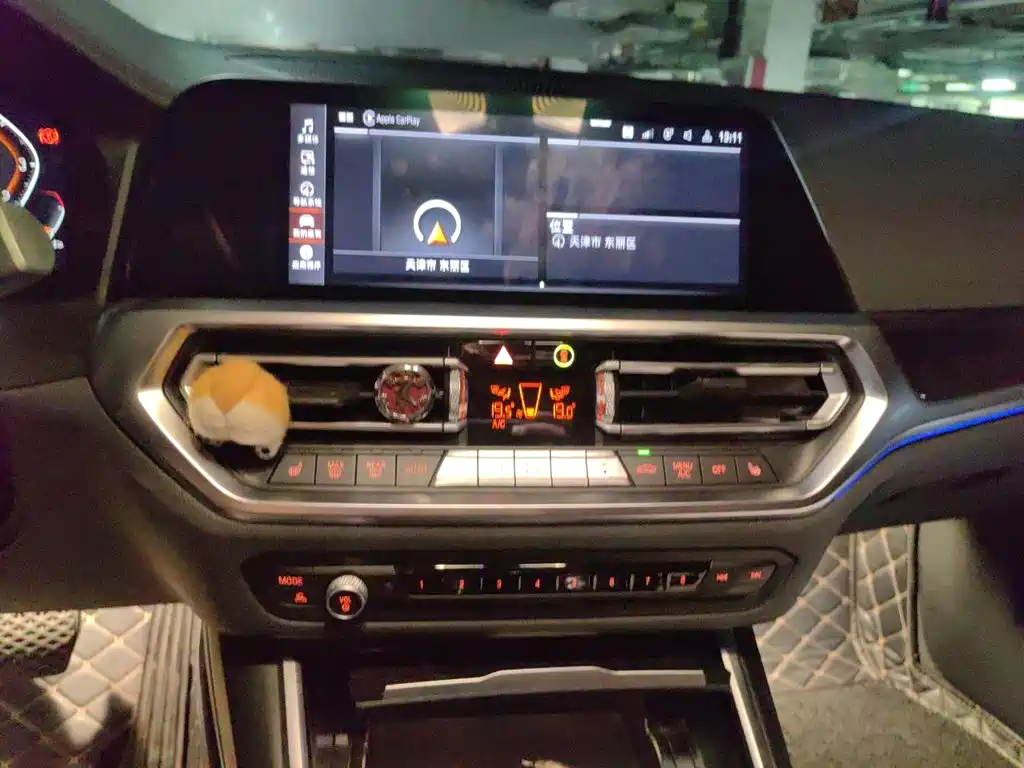 BMW 3 Series — миниатюра 14
