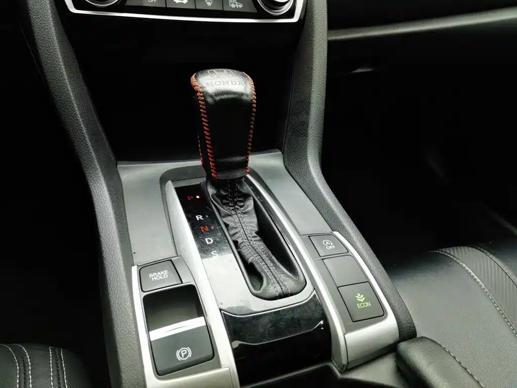 Honda Civic — миниатюра 13