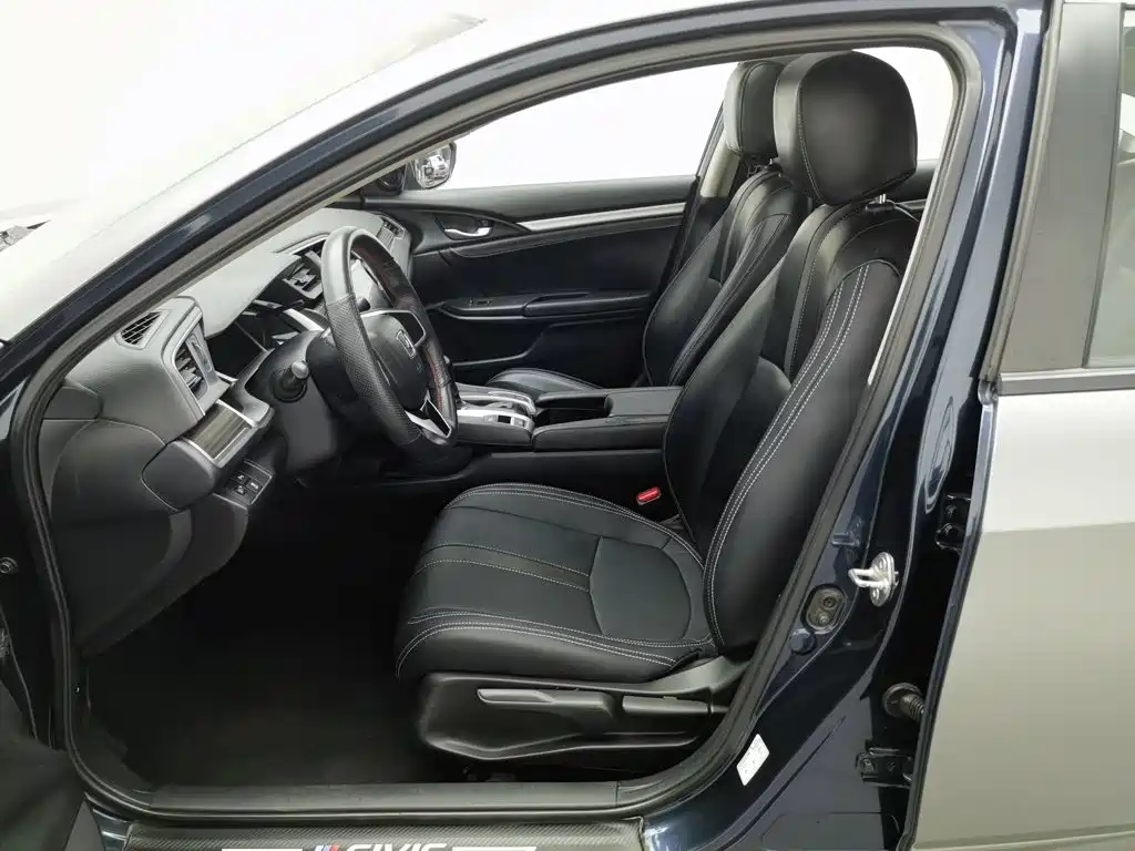 Honda Civic — миниатюра 10