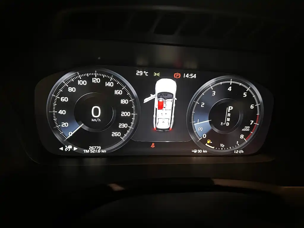 Volvo XC90 2020 T6 Luxury 7 мест
