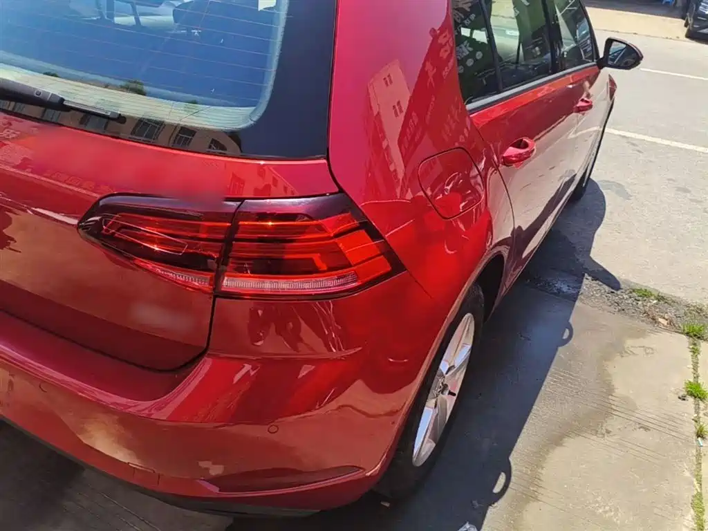 Volkswagen Golf 2018 1.6L AT Fashion