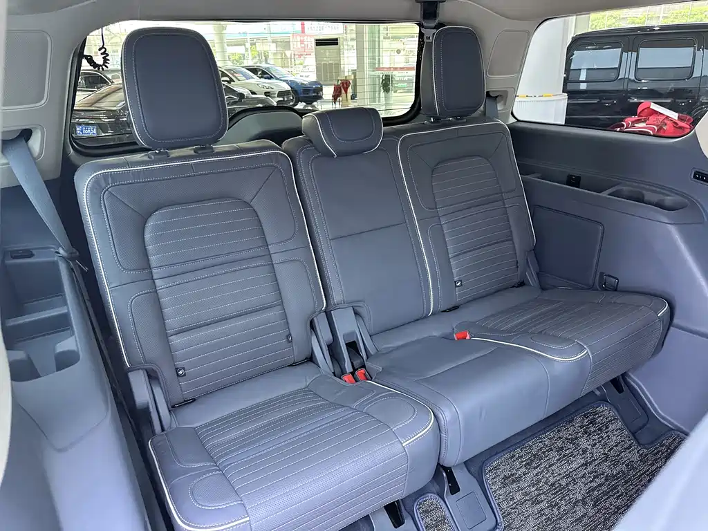 Lincoln Navigator 3.5T Presidential Series, фото 9