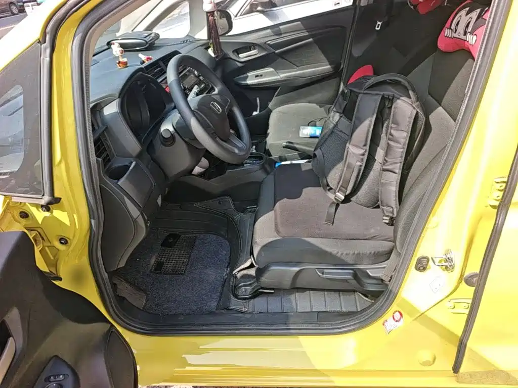 Honda Fit — миниатюра 15
