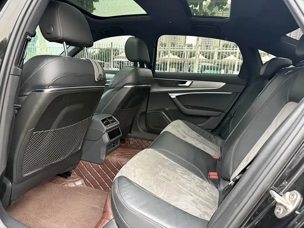 Audi A6L 2020 55 TFSI e quattro