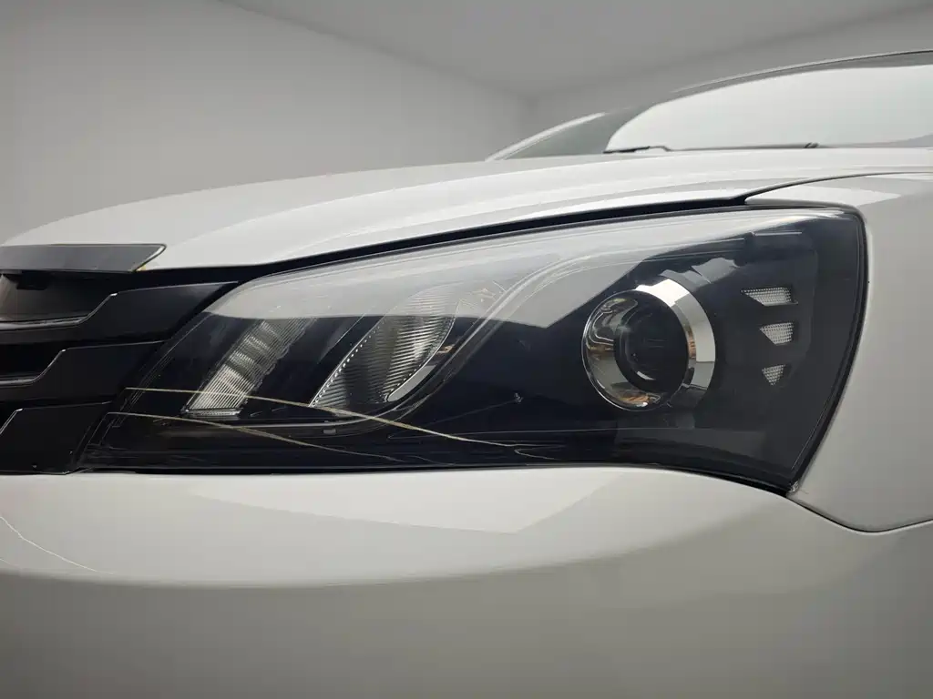 Geely Emgrand — миниатюра 16