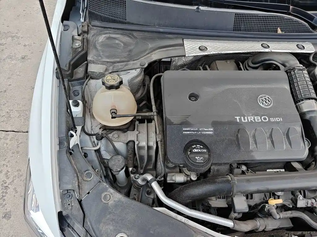 Buick Verano — миниатюра 20