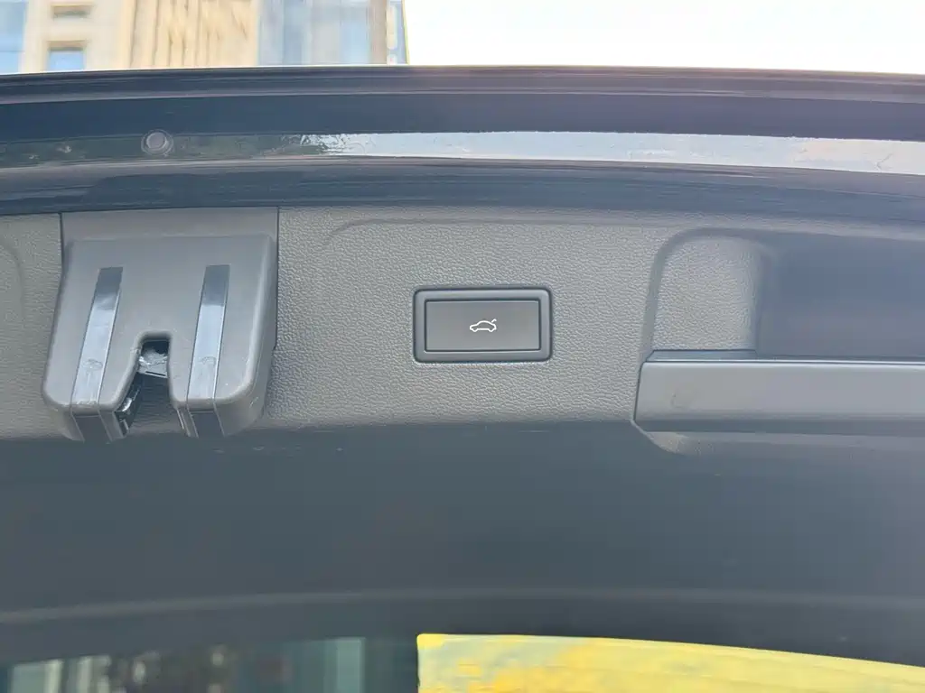 Volkswagen Teramont — миниатюра 26