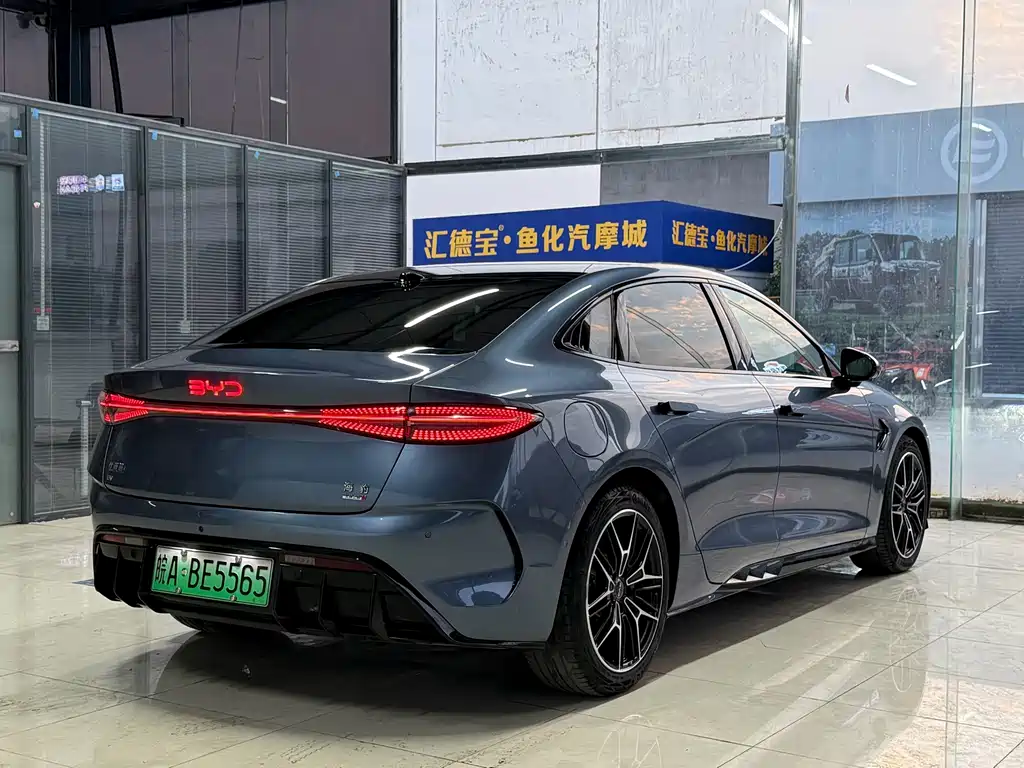 BYD Seal — миниатюра 5