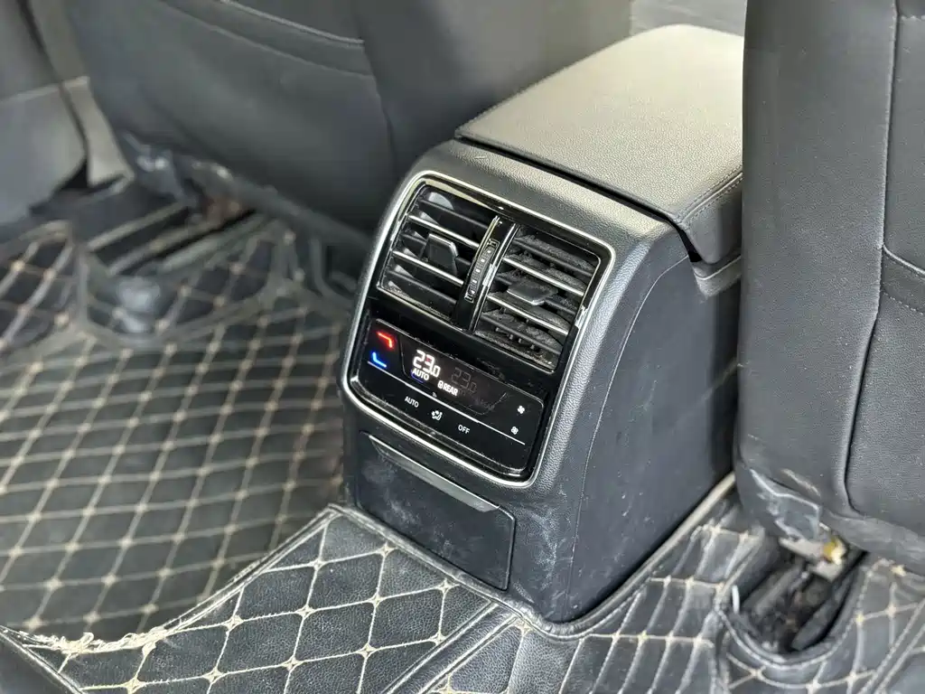 Volkswagen Magotan — миниатюра 12