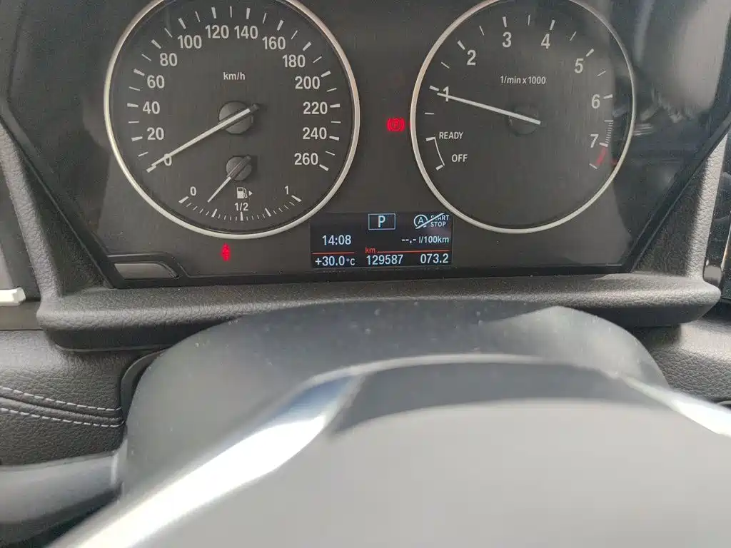 BMW 2 Series Active Tourer (Import) — миниатюра 5