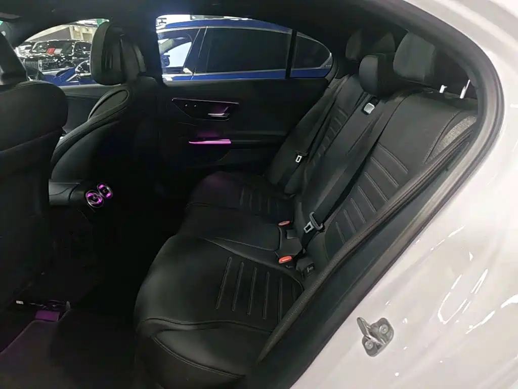 Mercedes-Benz C-Class — миниатюра 17