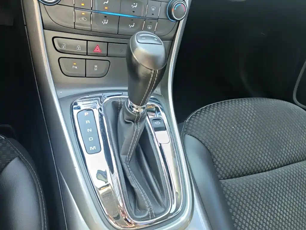 Chevrolet Malibu — миниатюра 14