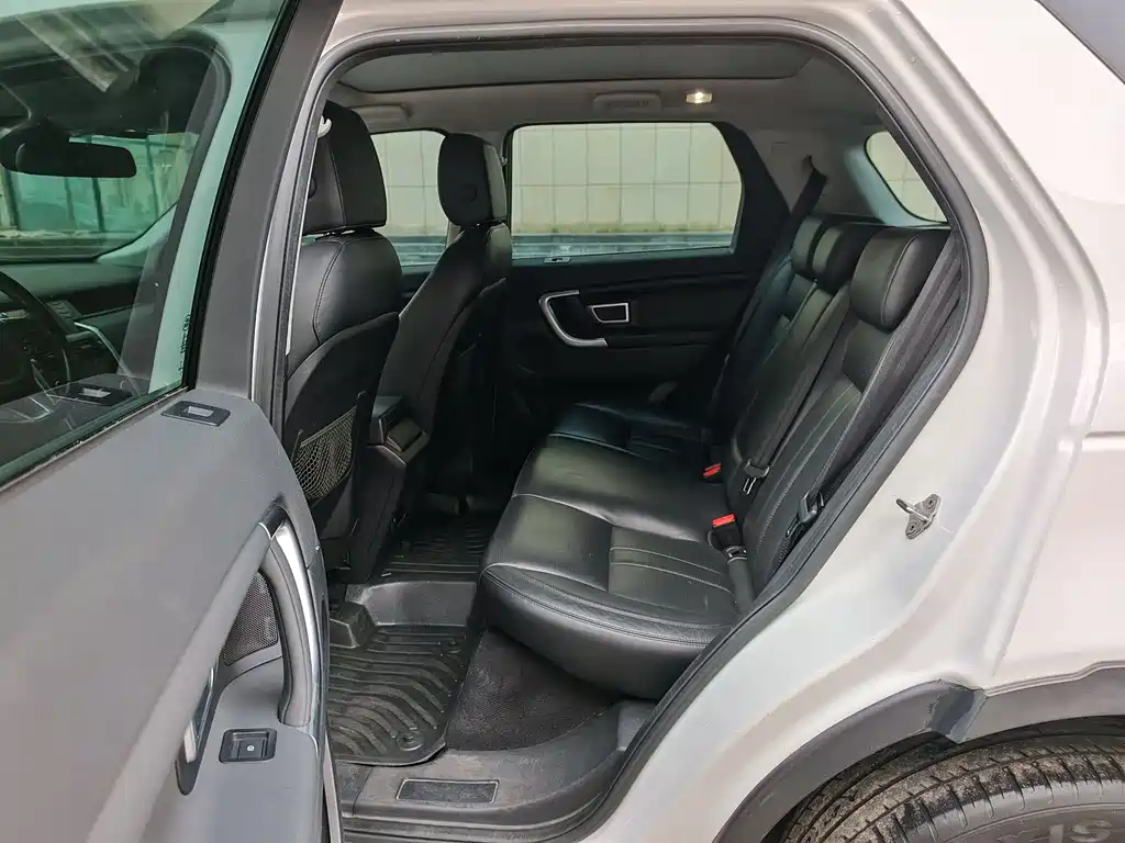 Land Rover Discovery Sport 2017 2.0T SE