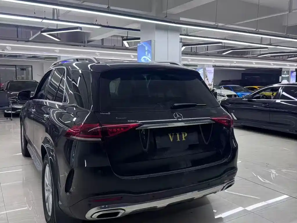 Mercedes-Benz GLE (Import) — миниатюра 8