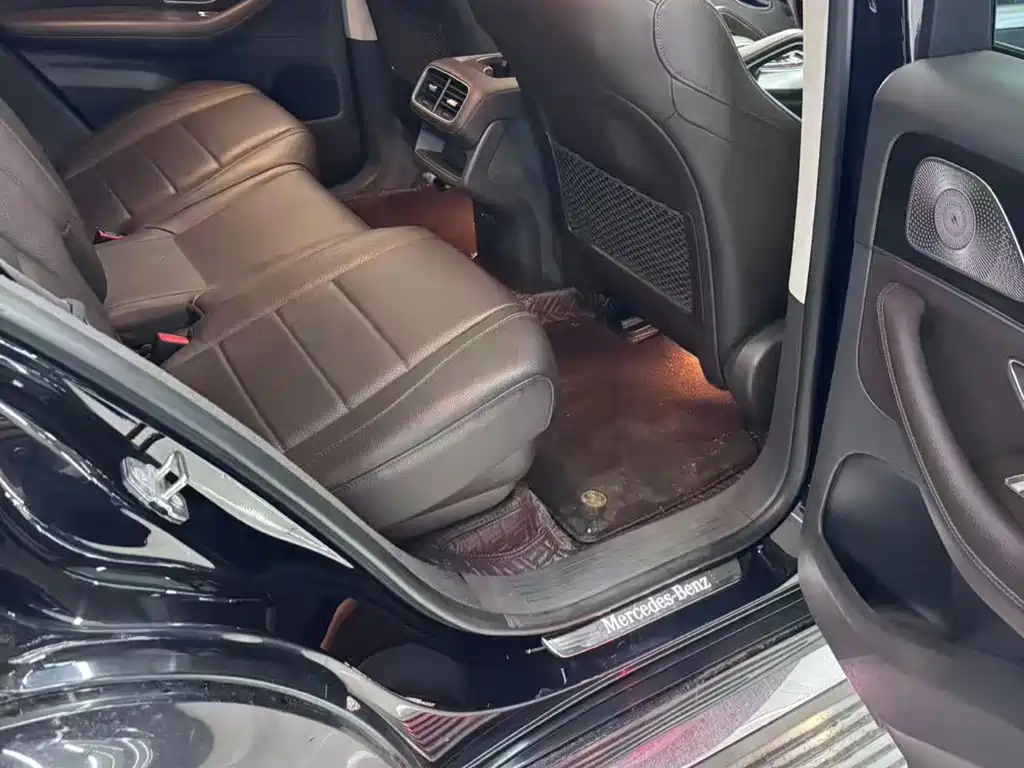 Mercedes-Benz GLE (Import) — миниатюра 6