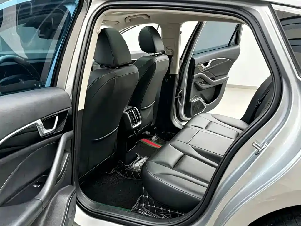 Bestune B70 — миниатюра 5