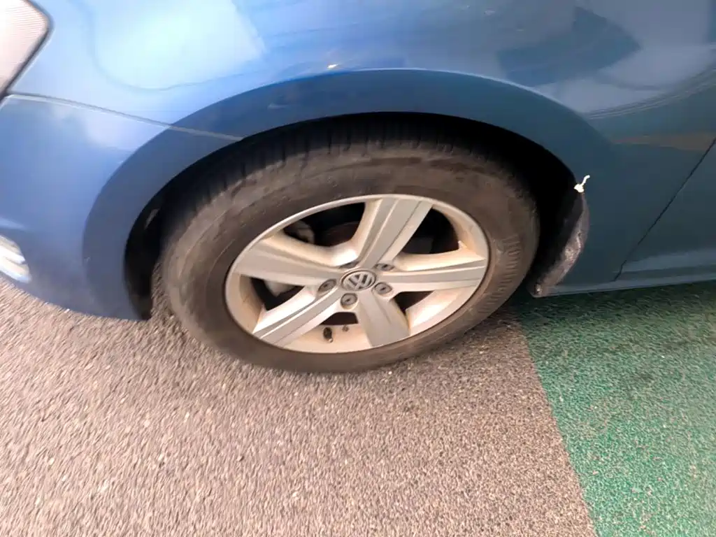 Volkswagen Golf — миниатюра 22