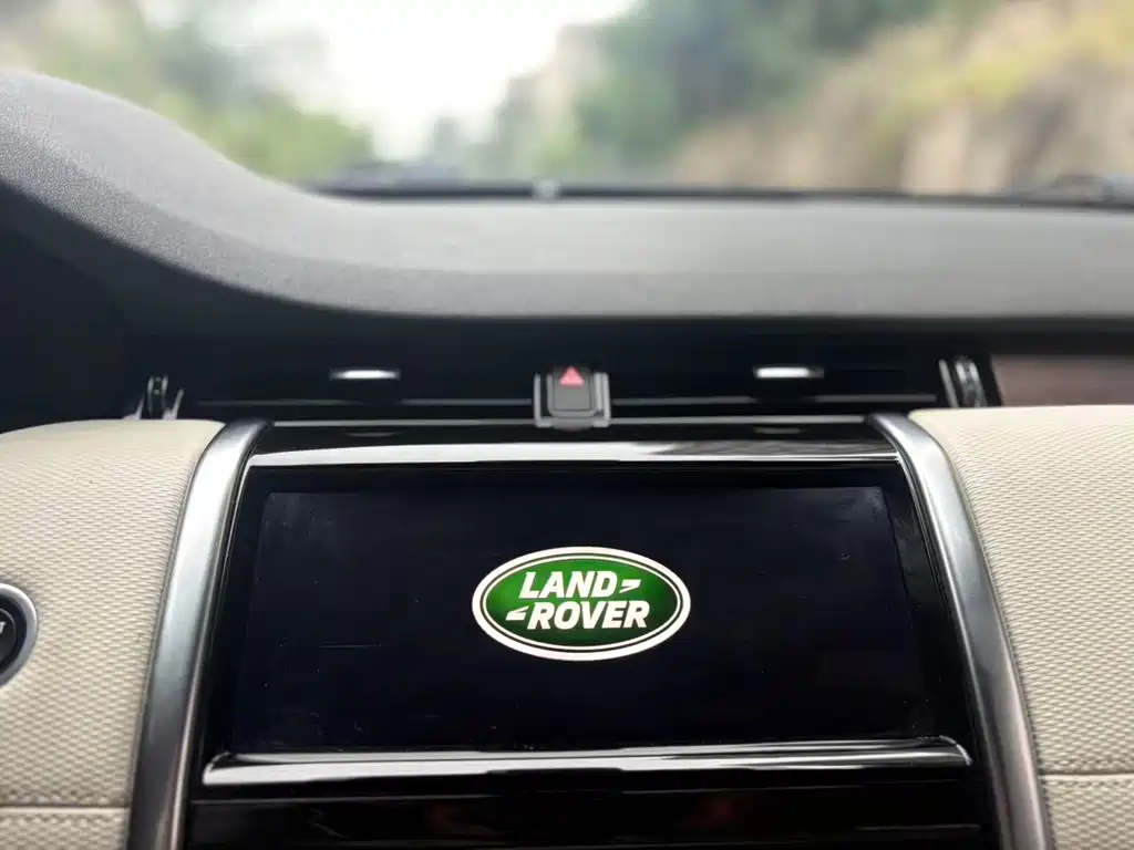 LAND ROVER DISCOVER SPORTS