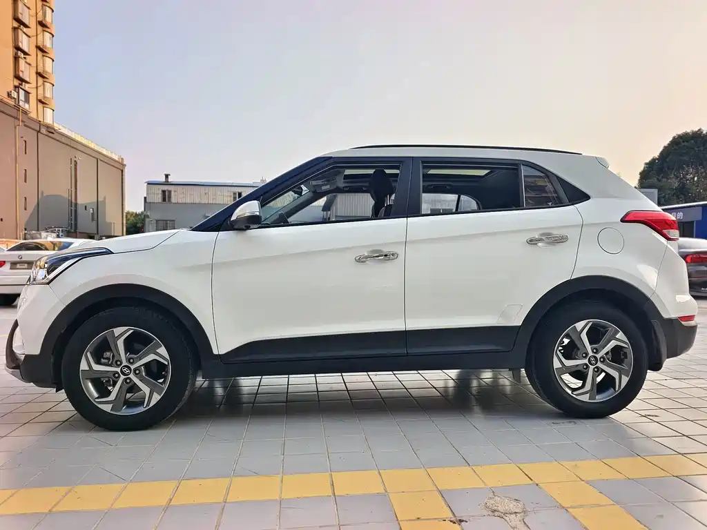 Hyundai ix25 — миниатюра 4