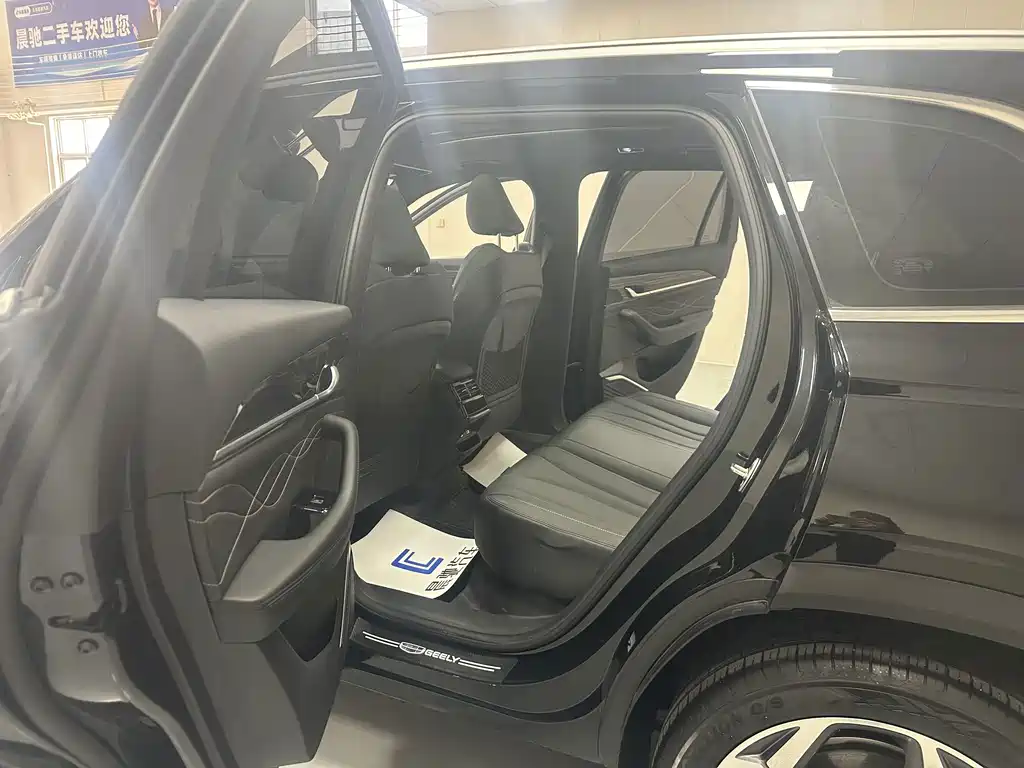 Geely Xingyue L — миниатюра 12