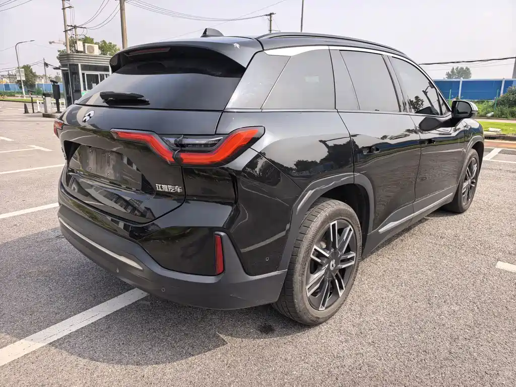 NIO ES6 — миниатюра 5