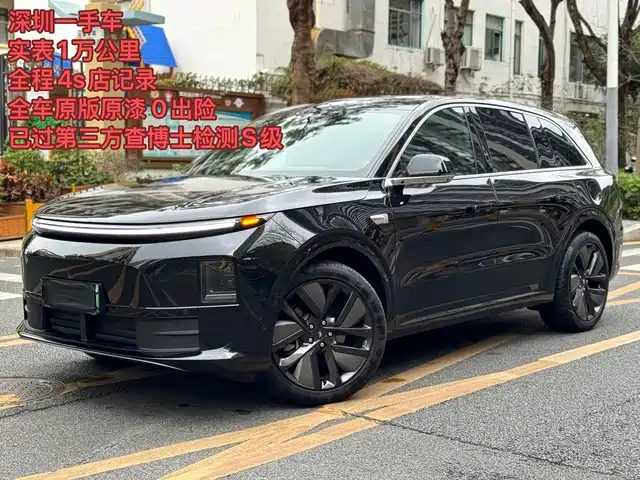 Li Auto IDEAL L6 2025