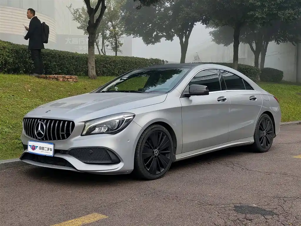 MERCEDES-BENZ CLA