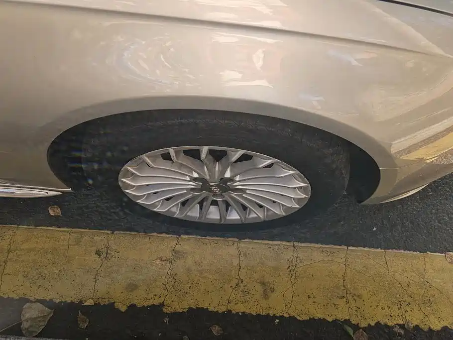 Audi A4L — миниатюра 6