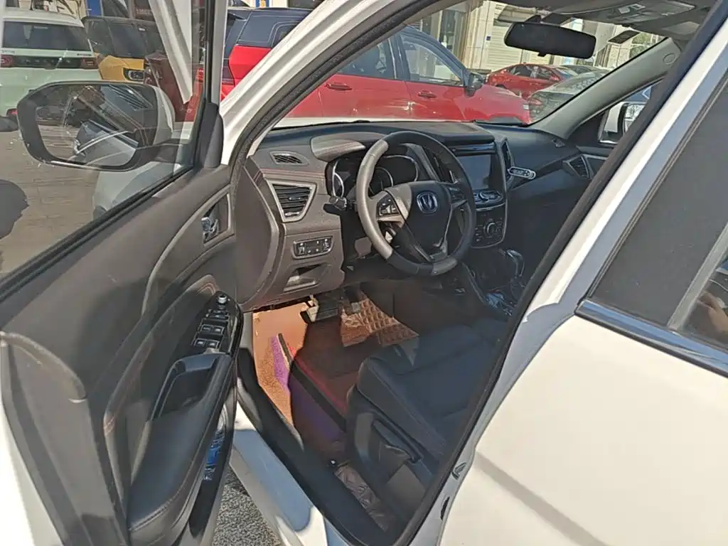 Changan CS75 — миниатюра 16
