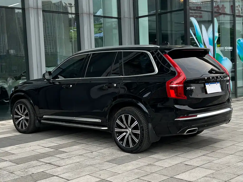 Volvo XC90 — миниатюра 11