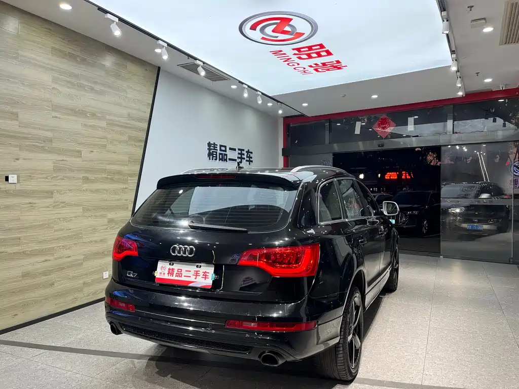 Audi Q7 2014 40 TFSI Sport