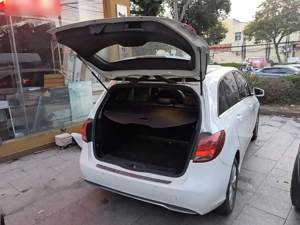 Mercedes-Benz B-Class — миниатюра 19