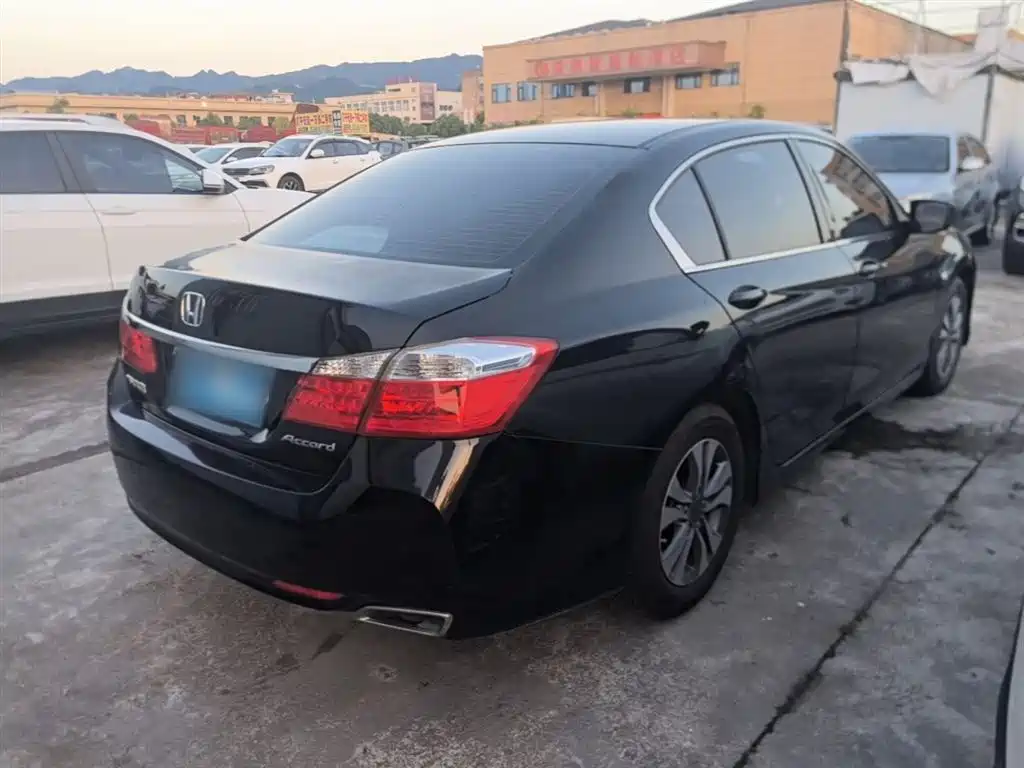 Honda Accord 2015 2.0L LXS Elite