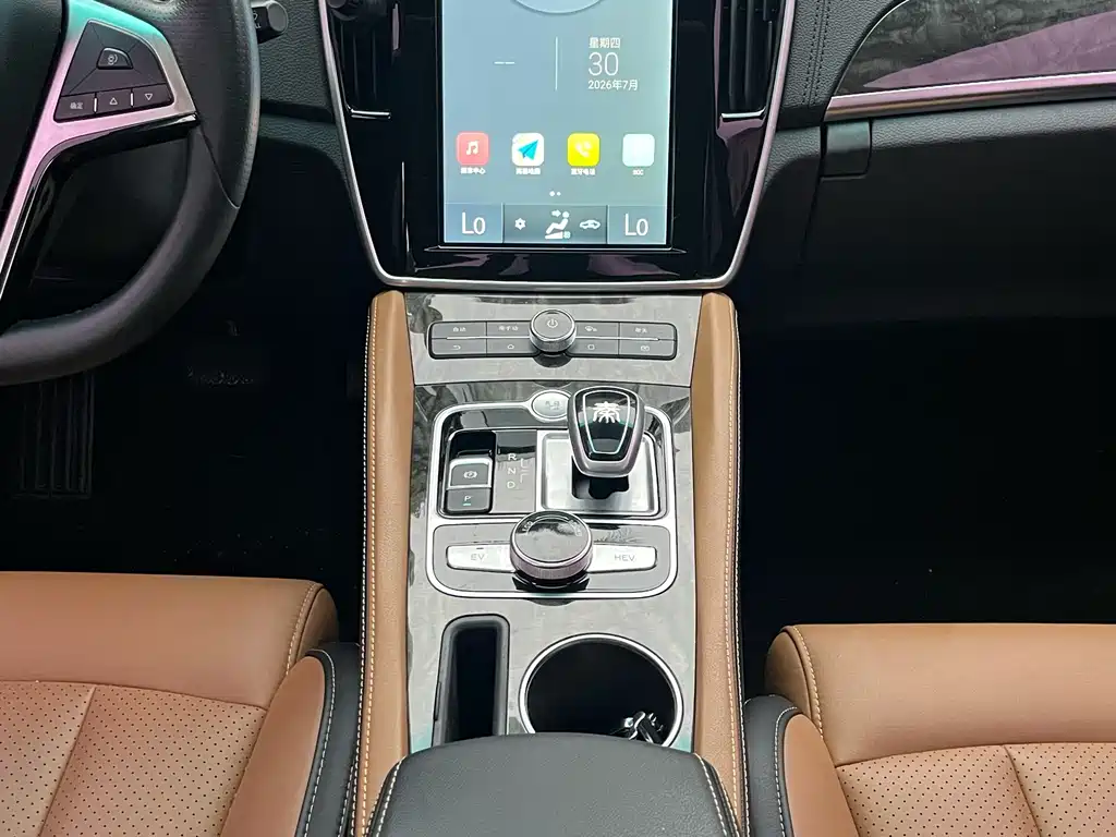 BYD Qin NEV — миниатюра 9