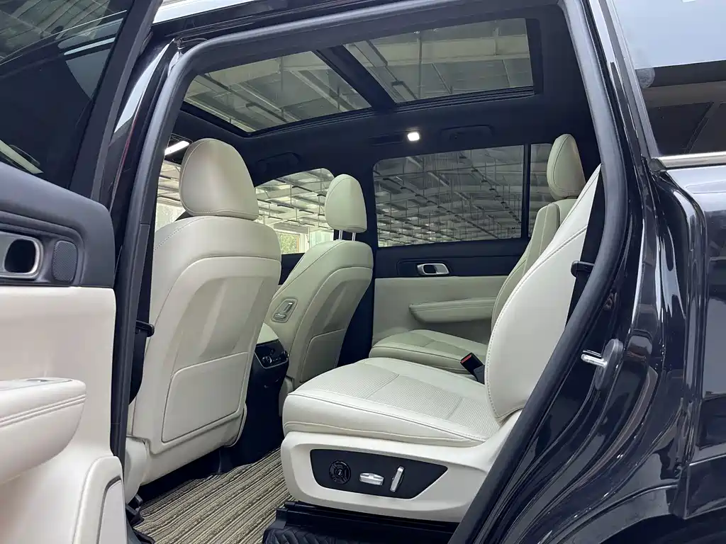 Li Auto Li ONE — миниатюра 20
