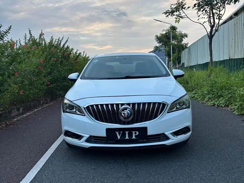 Buick Verano — миниатюра 2