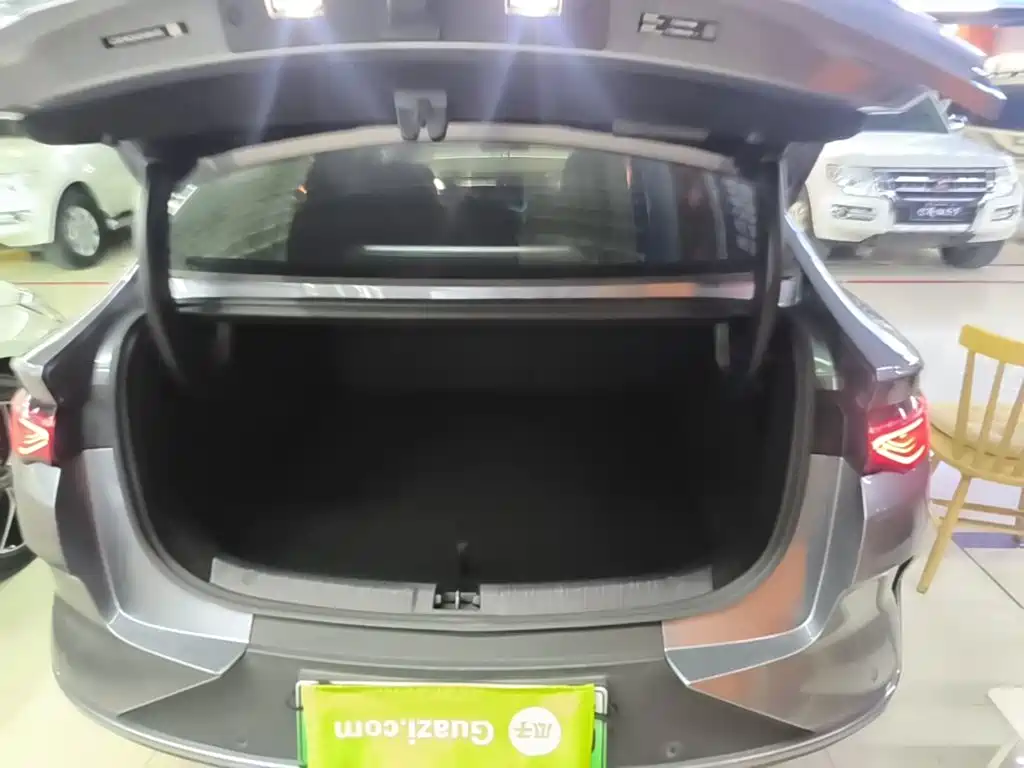 BYD Qin L — миниатюра 19