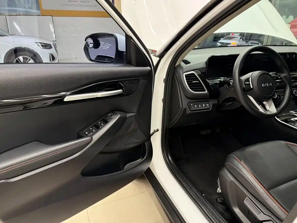Kia Seltos — миниатюра 8