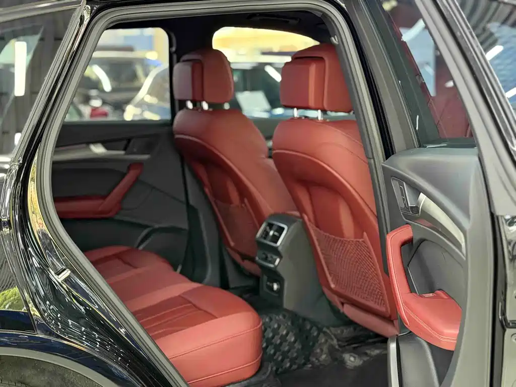Audi Q5L — миниатюра 15