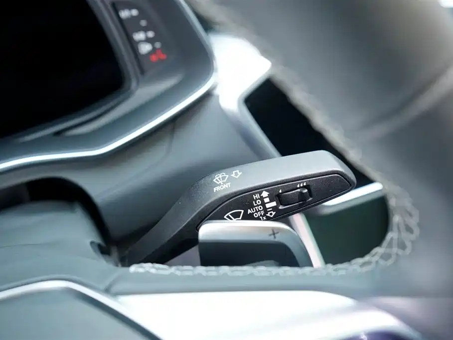 Audi A7L 2024 45TFSI quattro S-line
