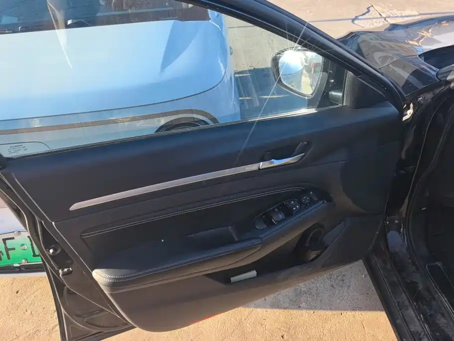 Nissan Teana — миниатюра 7