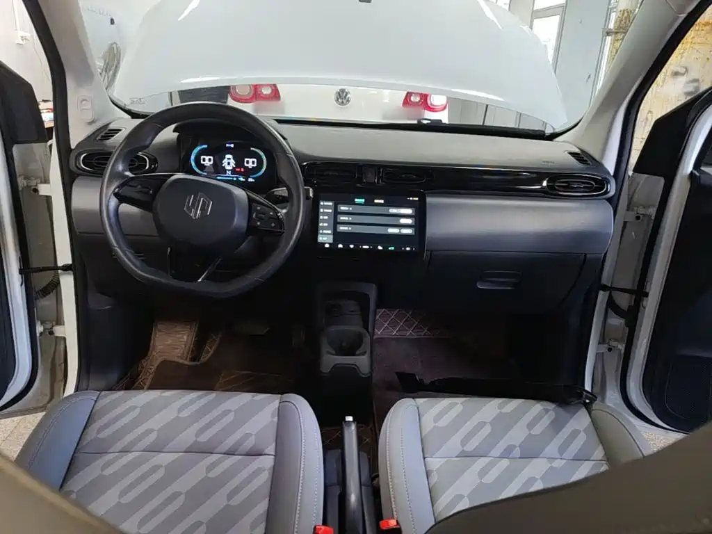 Leapmotor Leapmotor T03 — миниатюра 10